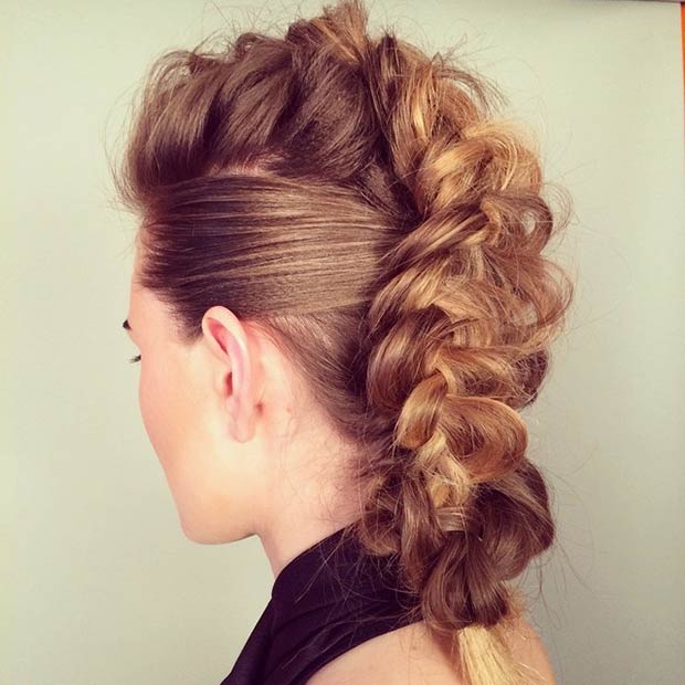 15 Gorgeous Mohawk Hairstyles for Women In 2023 15 Gorgeous Mohawk Hairstyles for Women In 2023