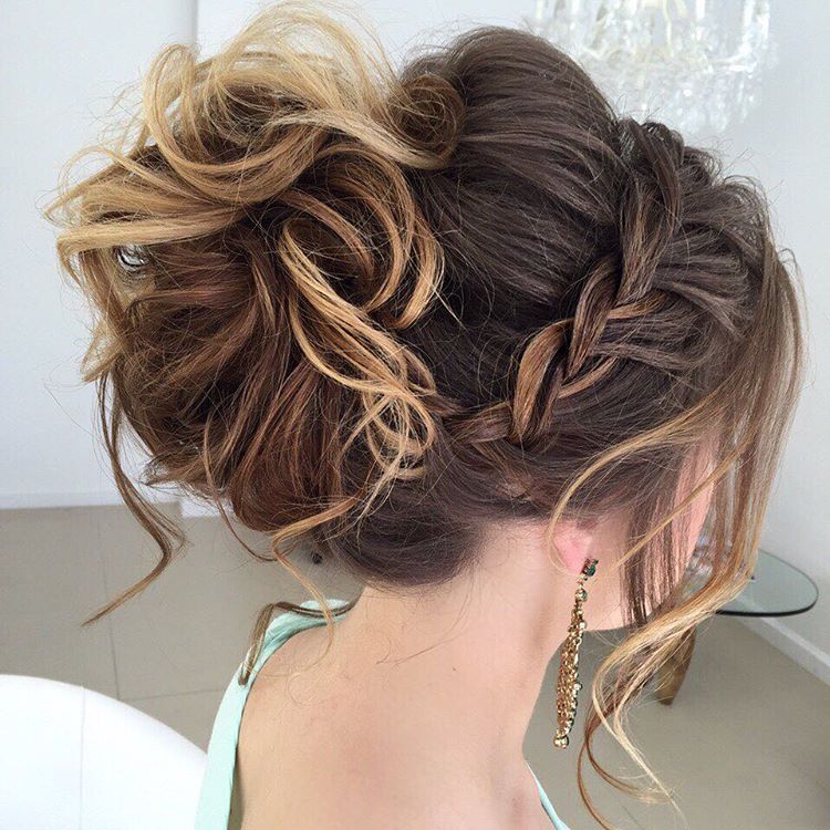 28 Pretty Easy Prom Hairstyles for Short and Medium Length Hair In 2023
