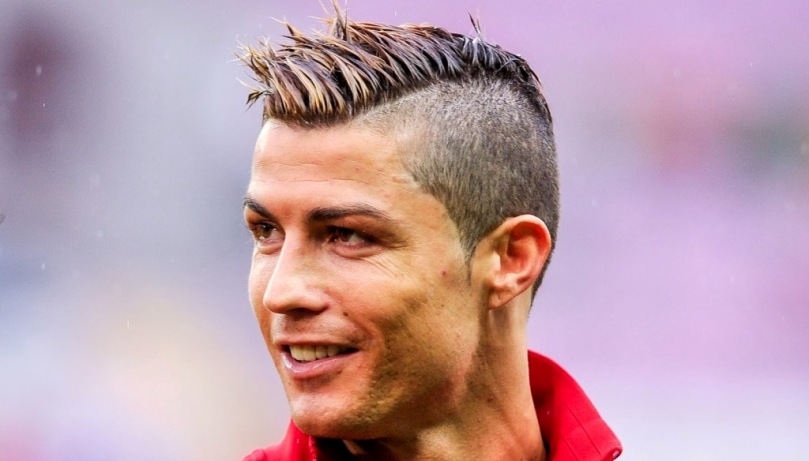 Cristiano Ronaldo Drip/Fashion  Cristiano ronaldo hairstyle, Cristiano  ronaldo haircut, Cristiano ronaldo style