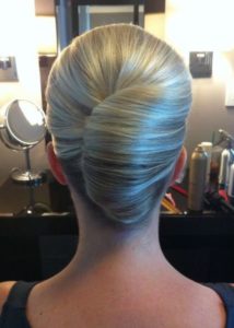 15 Professional Hairstyles For Women with Short or Long Hair 15 Professional Hairstyles For Women with Short or Long Hair