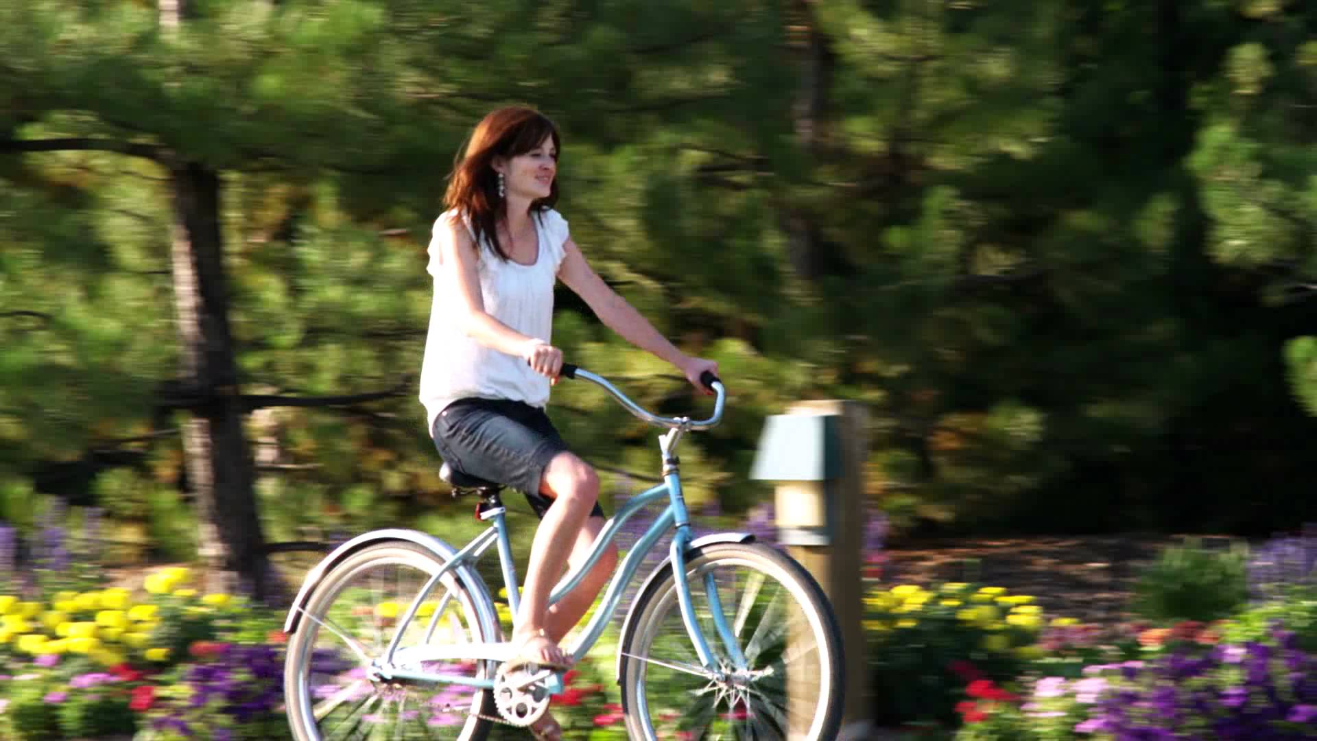 Best Hybrid Bikes for Women
