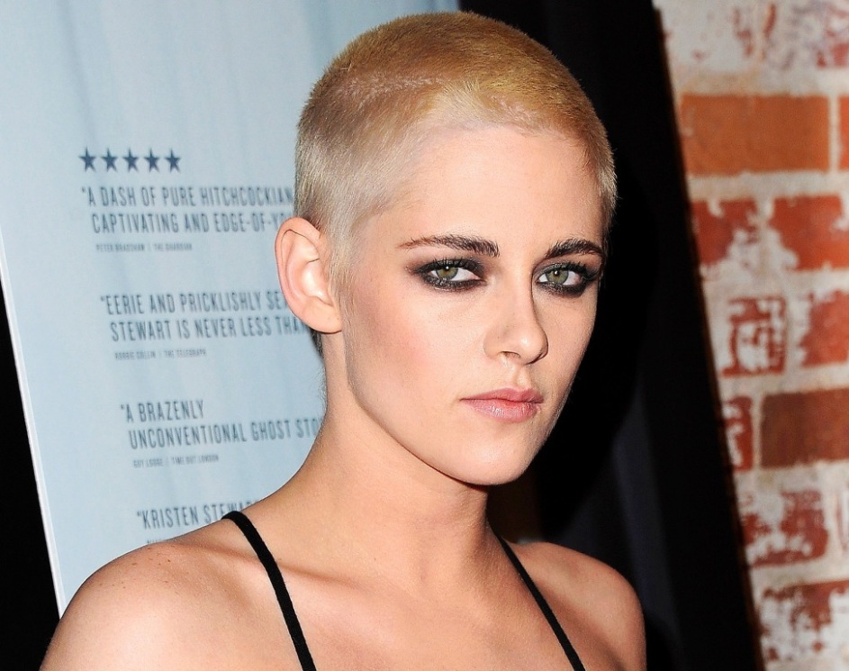 kristen Stewart Low Cut