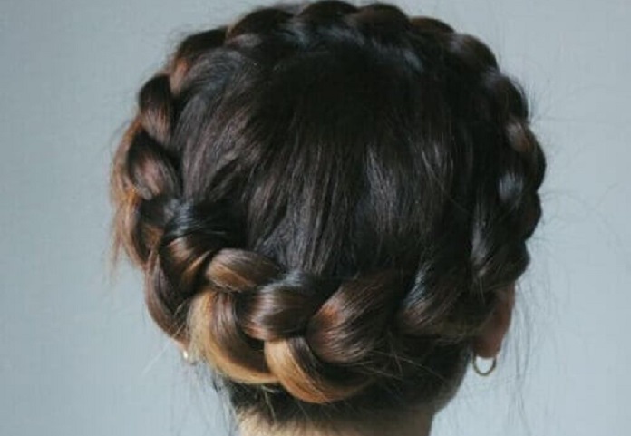 Cute and Simple Prom Hairstyles for Long Hair